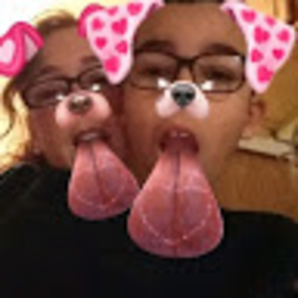 Meet your Posher, Angela - Picture 1 of 1